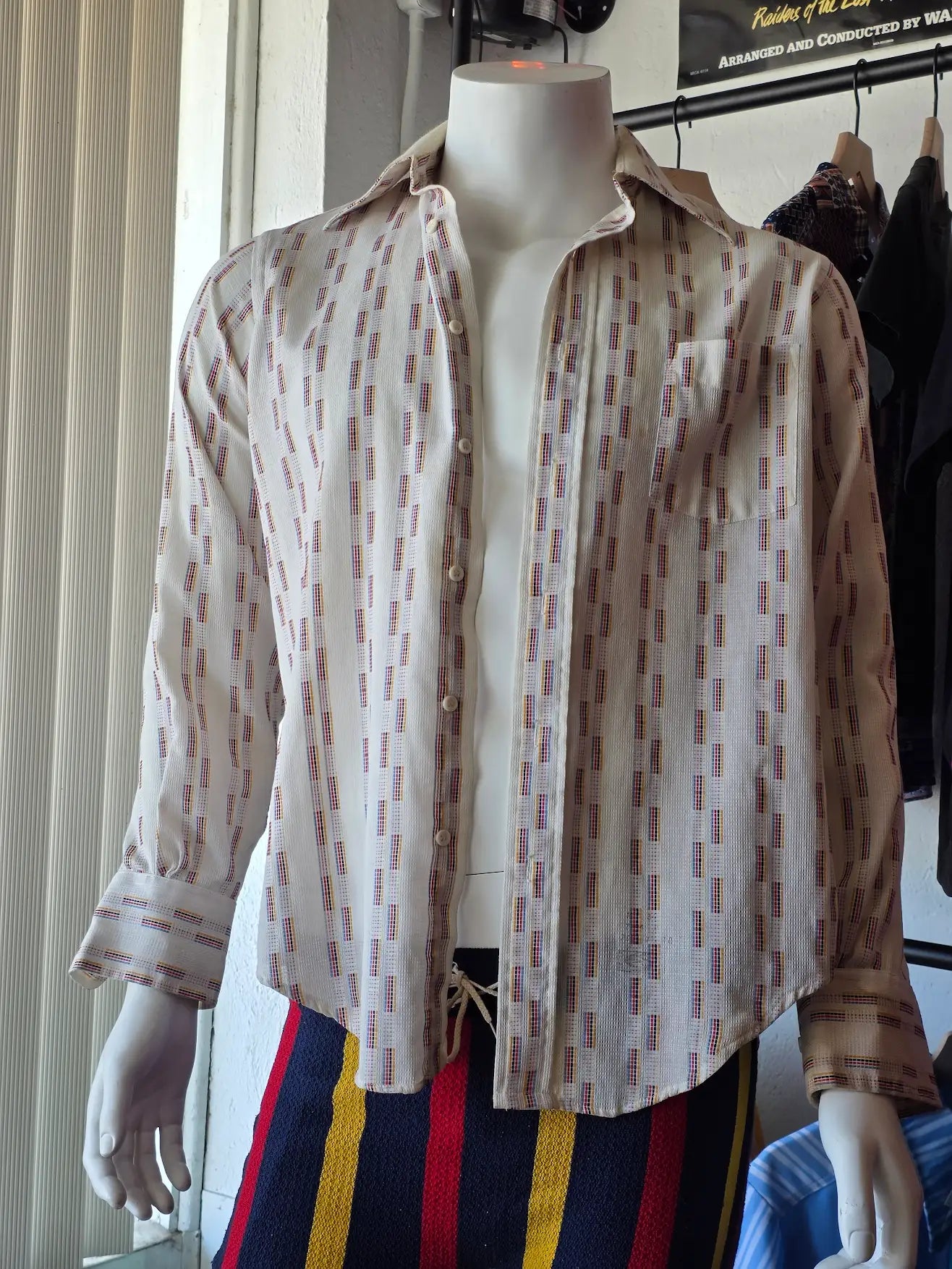 1970s On experience Button Up