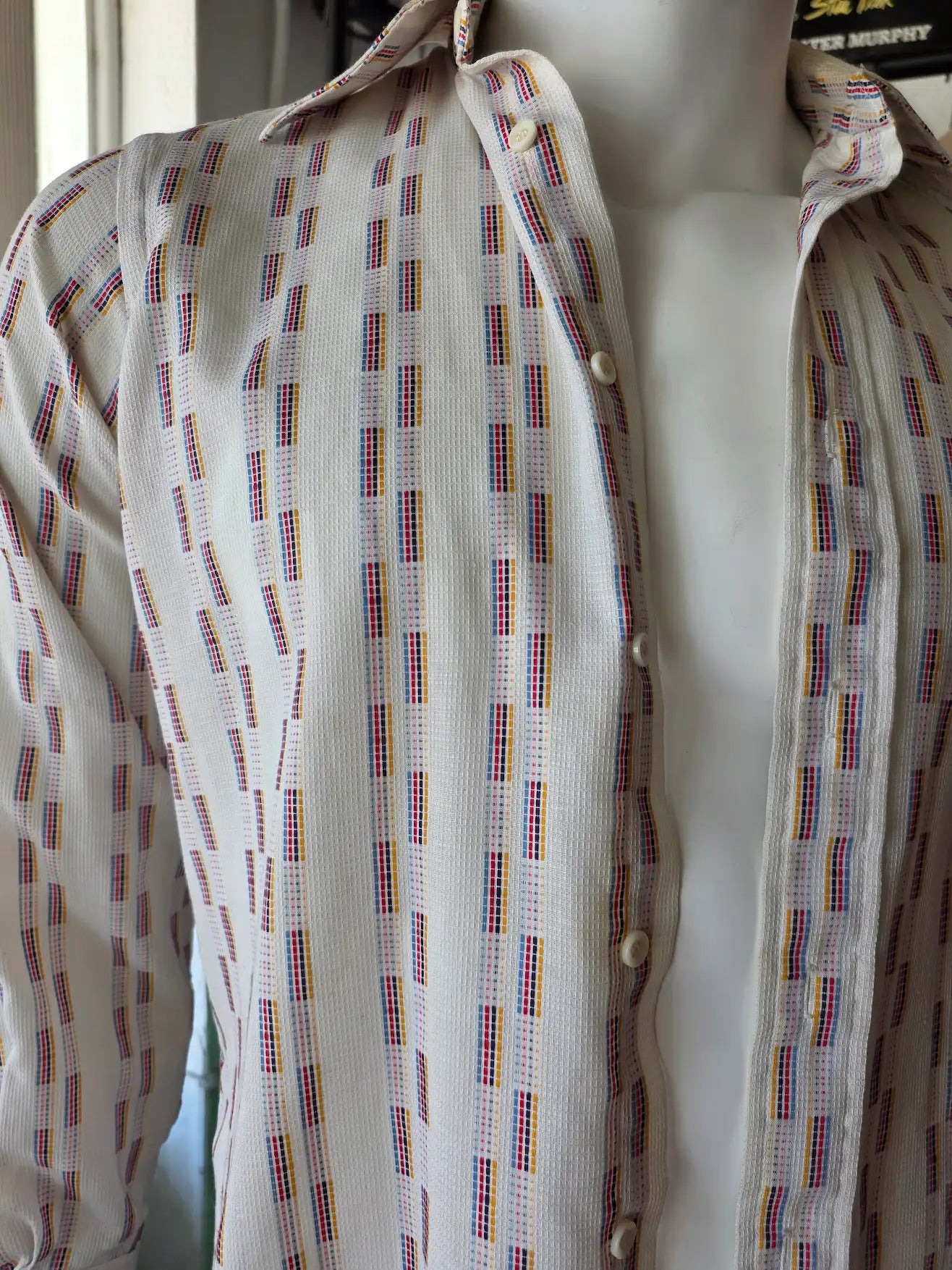1970s On experience Button Up