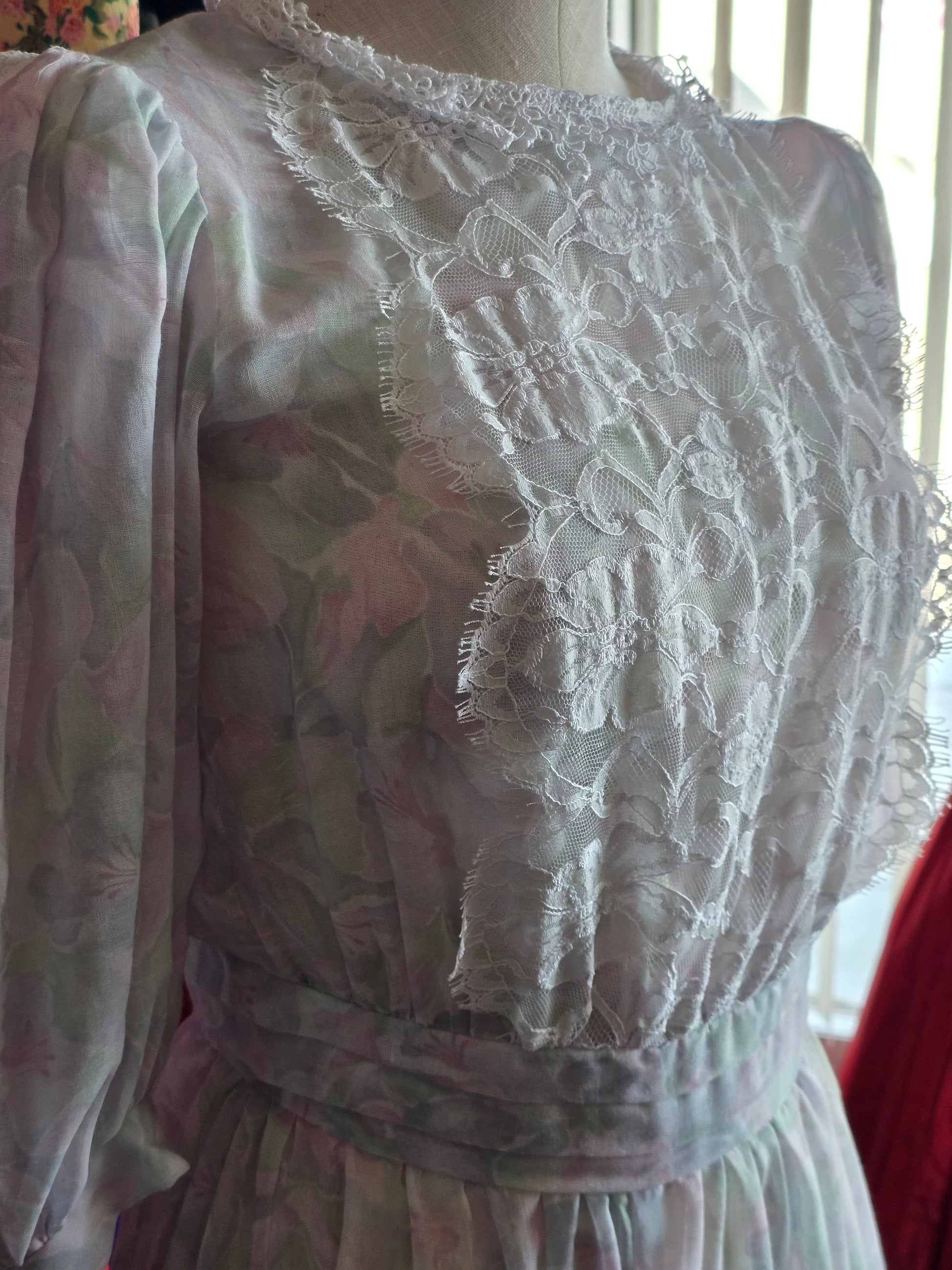 1980s Gunne Sax Purple Floral Dress