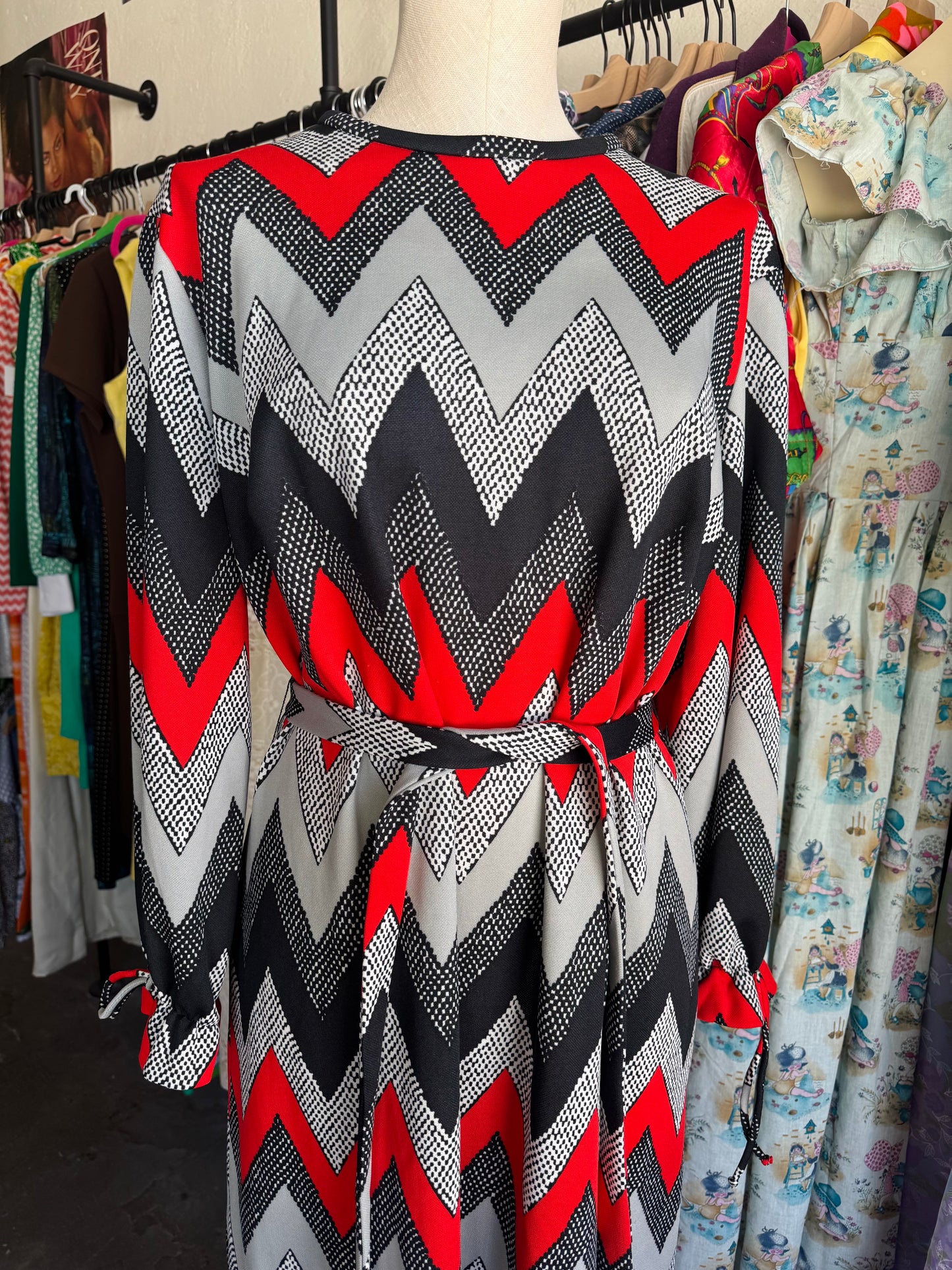 1980s Red Black Grey Zig Zag Dress