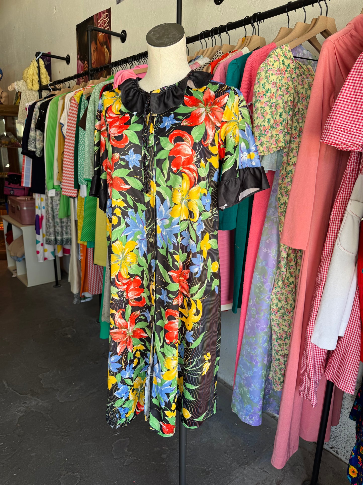 1980s Tropical Floral Button Front Dress