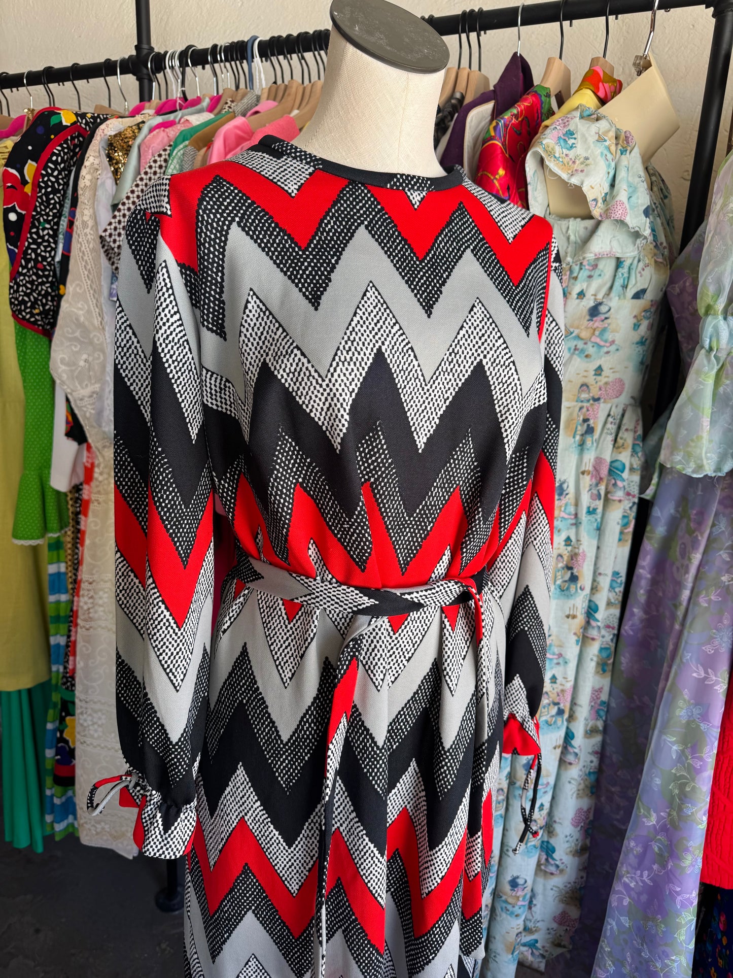 1980s Red Black Grey Zig Zag Dress