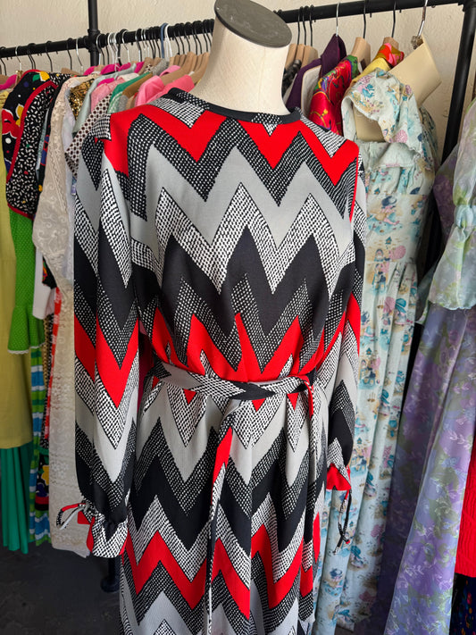 1980s Red Black Grey Zig Zag Dress
