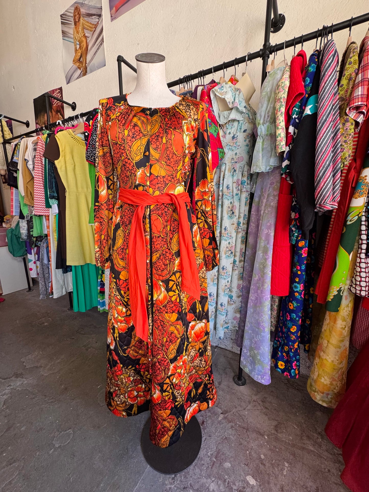 1970s Van Raalte Floral Loungewear Dress