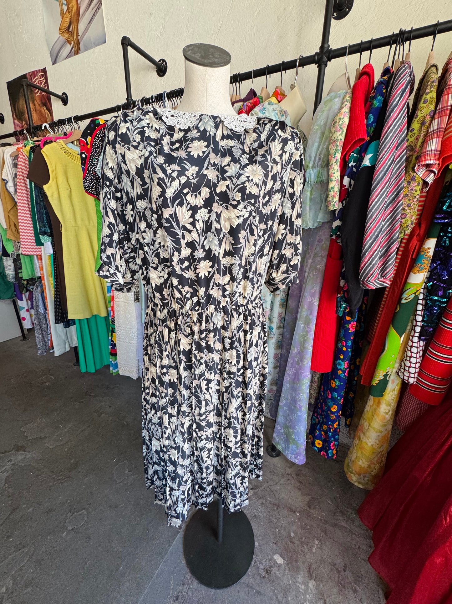 1980s Breli Originals Prairie Collar Dress