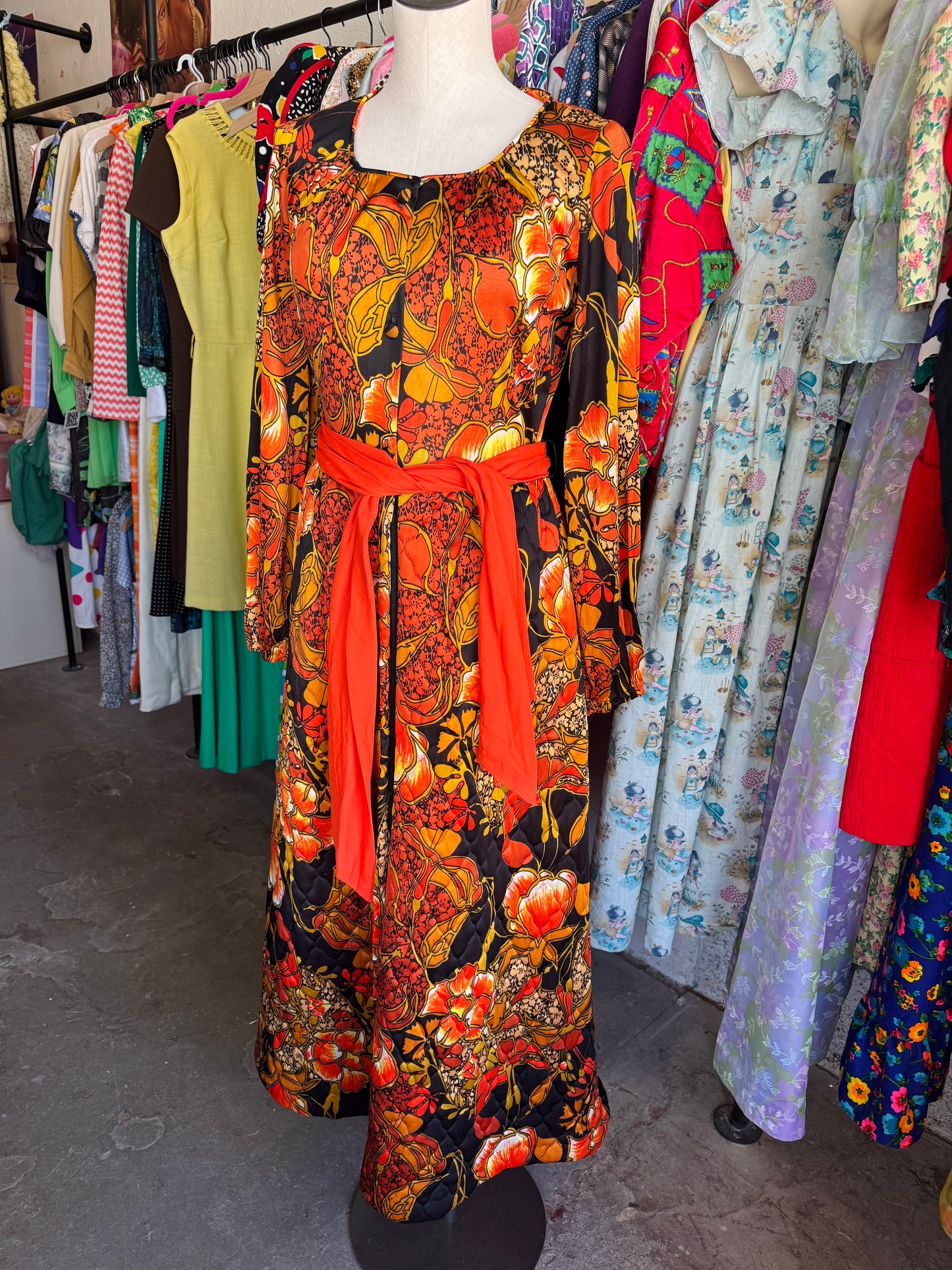 1970s Van Raalte Floral Loungewear Dress
