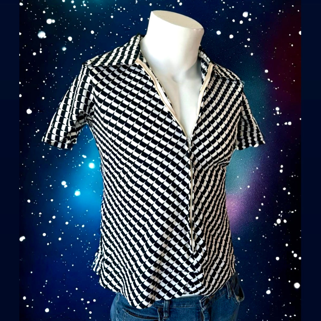 1970s Trippy Black and White Dagger Collar Shirt